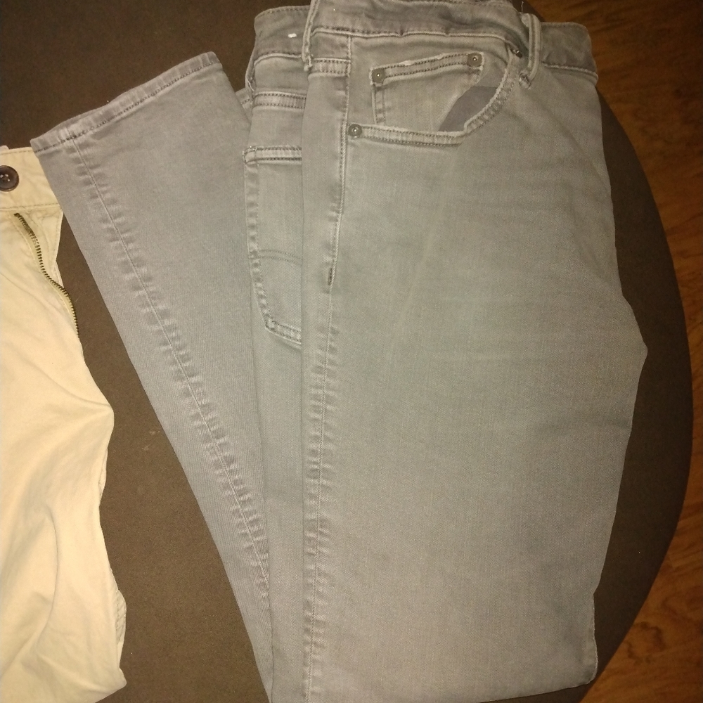 American Eagle black denim jeans